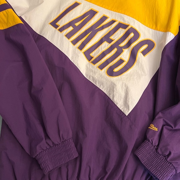 mitchell and ness M&N the lakers jacket L size - Picture 2 of 4